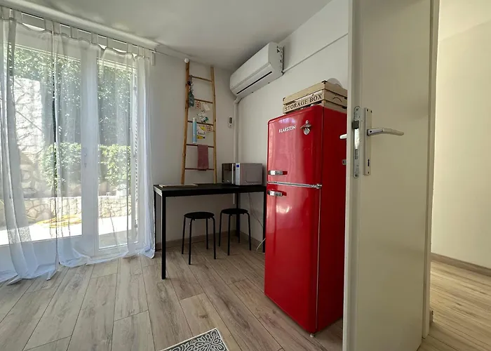 شقة Retro Room-otok Vis Podstrazje